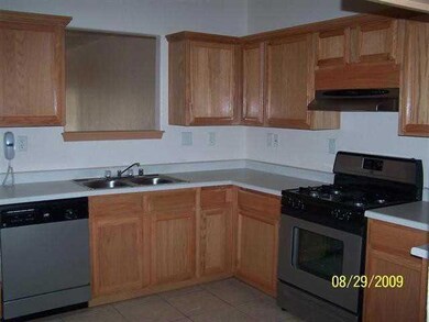 2405 Morehead Ave unit B, El Paso, TX 79930 - photo 5