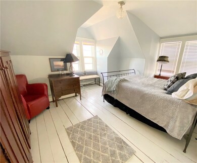 60 Division St unit 3, Newport, RI 02840 - photo 4