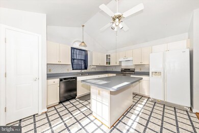 105 Ridge Ave, Taneytown, MD 21787 - photo 4