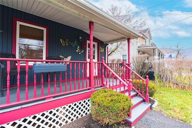 9 Maple St, Fishkill, NY 12524 - photo 3