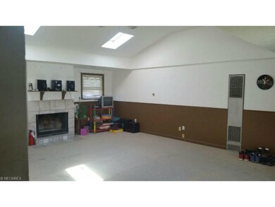 384 Cove Beach Ave, Sheffield Lake, OH 44054 - photo 5