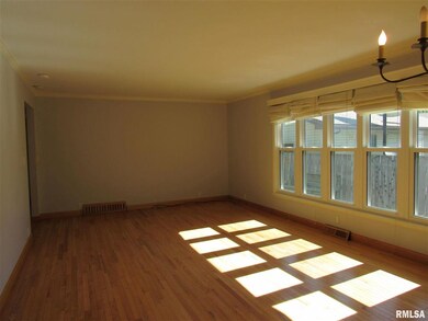 1535 Monterey Ct, Bettendorf, IA 52722 - photo 5