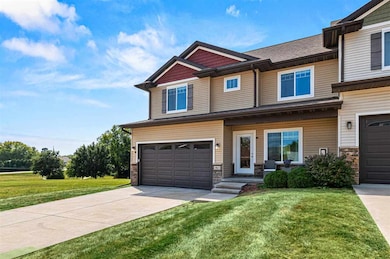 463 Potter St, Tiffin, IA 52340 - photo 2