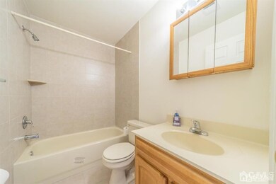 50 Chrome Ave, Carteret, NJ 07008 - photo 6