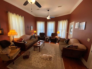 209 Downing St, Hazlehurst, MS 39083 - photo 6