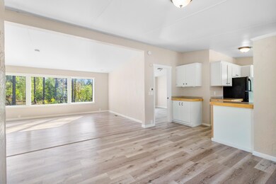 1157 Plumtree Ln, Grants Pass, OR 97526 - photo 7