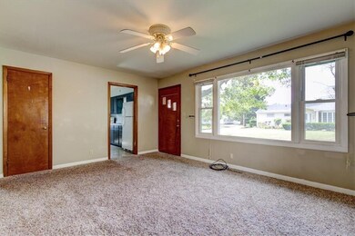 1110 N 6th Ave E, Newton, IA 50208 - photo 7