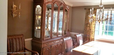 14 Leaf Lane - dining room 1-b