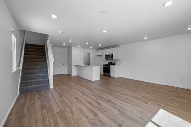 R6II3445