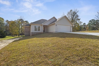 15 Briar Creek Cir, Laurel, MS 39440 - photo 2