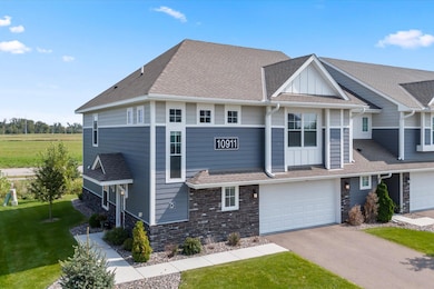 01-Front Side View.jpg