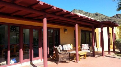 1-4 Front Porch