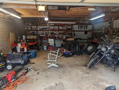 1047 Finney Rd, Robertsville, MO 63072 - photo 7