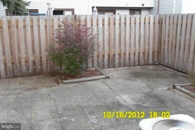 2570 Fox Ridge Ct unit 32, Woodbridge, VA 22192 - photo 3