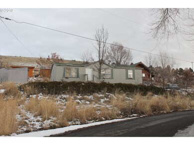 675 N Washington St, Prairie City, OR 97869 - photo 2