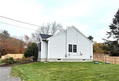 4 Village Rd, Westerly, RI 02808 - photo 6