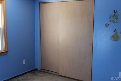 1229 Trapps Ln, Allentown, PA 18103 - photo 7