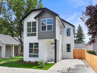 6336 SE 84th Place, Portland, OR 97266 - photo 2