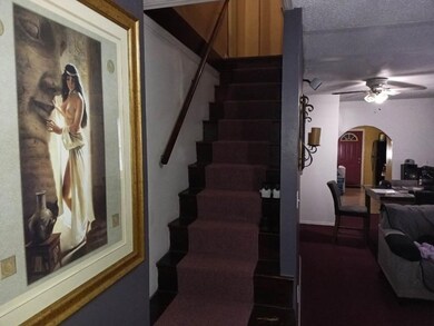 73 Newton St, Holyoke, MA 01040 - photo 3