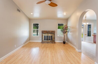 380 S Cathy Ct, Chandler, AZ 85226 - photo 7