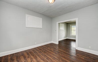 Dining Room (3)