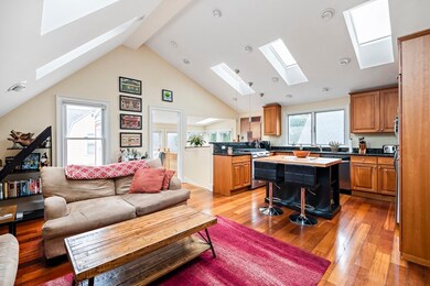 210 Willow Ave unit 3, Somerville, MA 02144 - photo 2