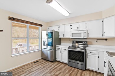 1135 Ingate Rd, Halethorpe, MD 21227 - photo 3