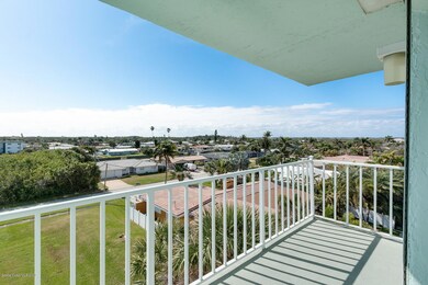 Wraparound Balcony