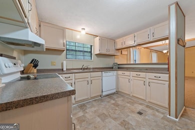 180 de Jarnette Rd, Eatonton, GA 31024 - photo 6