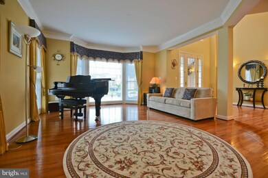 25638 S Village Dr, Chantilly, VA 20152 - photo 5