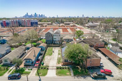 929 Kern St, Houston, TX 77009 - photo 4