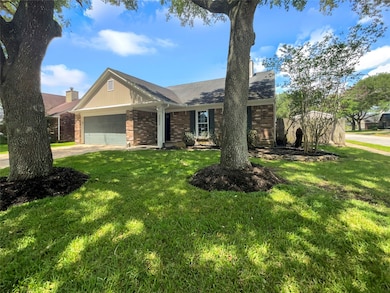 3902 Spring Meadow Dr, Pearland, TX 77584 - photo 6