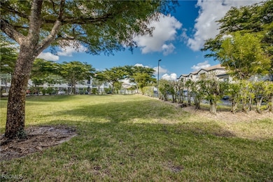 10011 Chiana Cir, Fort Myers, FL 33905 - photo 5