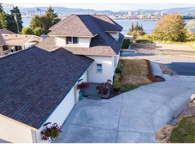 608 E C St, Rainier, OR 97048 - photo 4