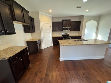 662 Chelsea Station Cir, Chelsea, AL 35043 - photo 4