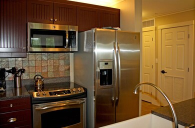 Jackson Gore Village unit 634/636, Ludlow, VT 05149 - photo 6