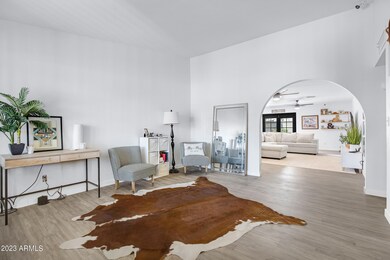 Living/Sitting Room