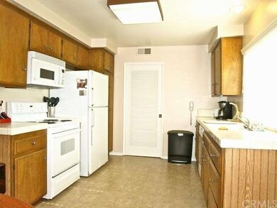 Bright kitchen!