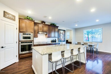 Kitchen with Breakfast Knook