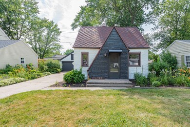 1307 Lewison Ave NE, Grand Rapids, MI 49505 - photo 3