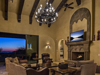 008_Living Room Views