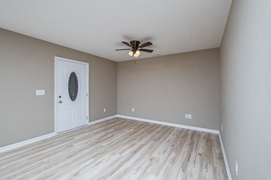 190 Himes Ln, Tullahoma, TN 37388 - photo 4