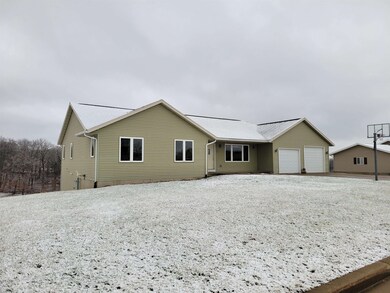 103 Spruce Park Dr, Potosi, WI 53820 - photo 3