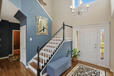 3121 Drury Ln, Carpentersville, IL 60110 - photo 5