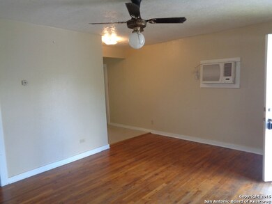 1514 W Lawndale Dr, San Antonio, TX 78209 - photo 6