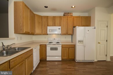 1427 Pangbourne Way, Hanover, MD 21076 - photo 6