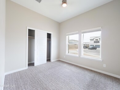 304 Boa Vista Place, Horizon City, TX 79928 - photo 5