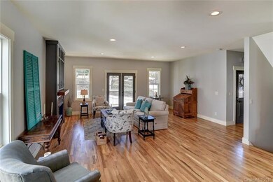 29 Douglas Place, Asheville, NC 28803 - photo 5