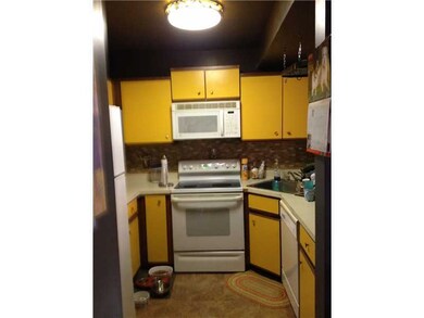 Kitchen. 225C High St