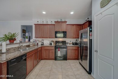 39993 W Walker Way-7